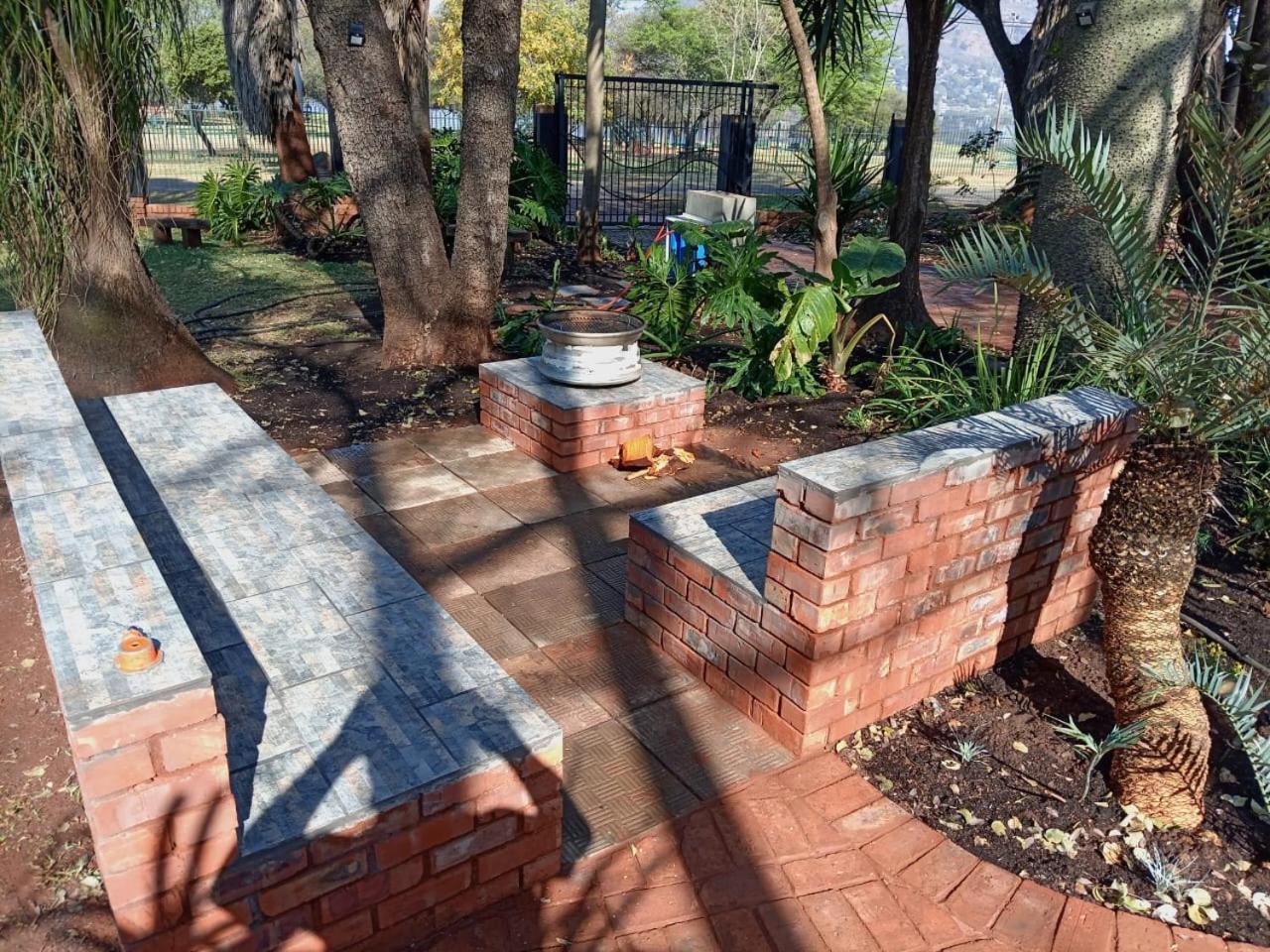 Waterfront Guest House Hartbeespoort Exterior photo